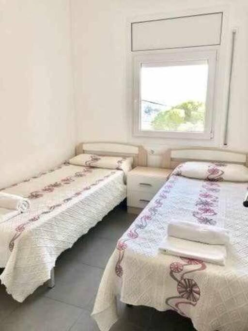 Amplio Apartamento Con Jardin En Almadrava ロザス エクステリア 写真